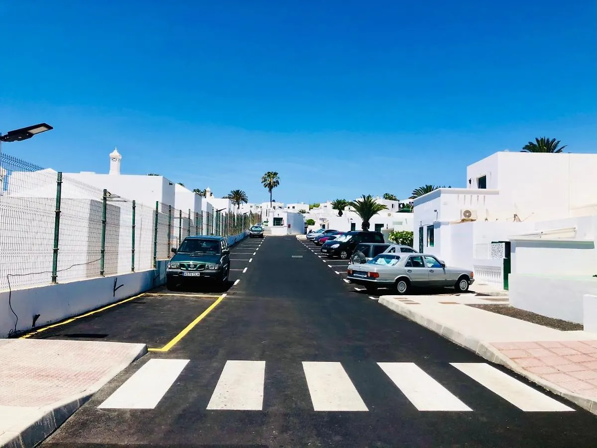 Apartment Florencia, With Pool & Wifi In Puerto Del Carmen Lanzarote Island