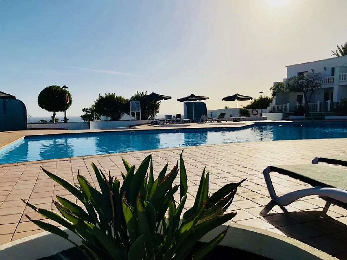 Apartment Florencia, With Pool & Wifi In Puerto Del Carmen Lanzarote Island Spain